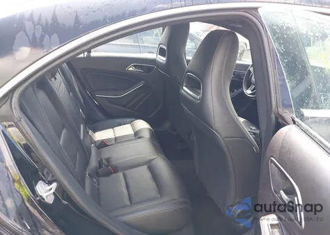 2016 Mercedes-Benz Cla 250 4Matic z USA, uszkodzony, nr VIN WDDSJ4GB9GN364926